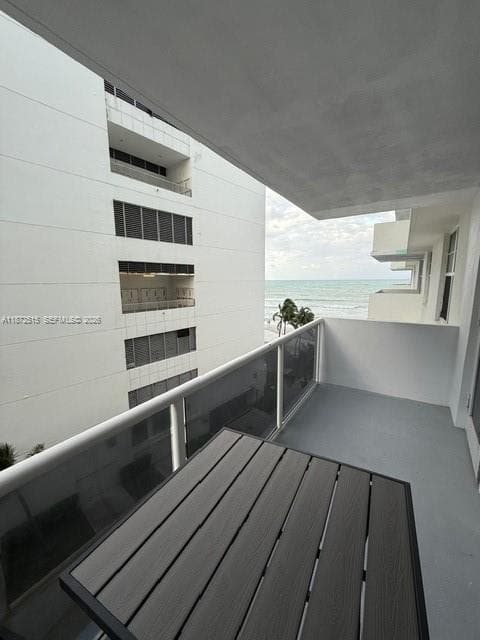 SEA AIR TOWERS CONDO · #605 in Hollywood - Photo 16