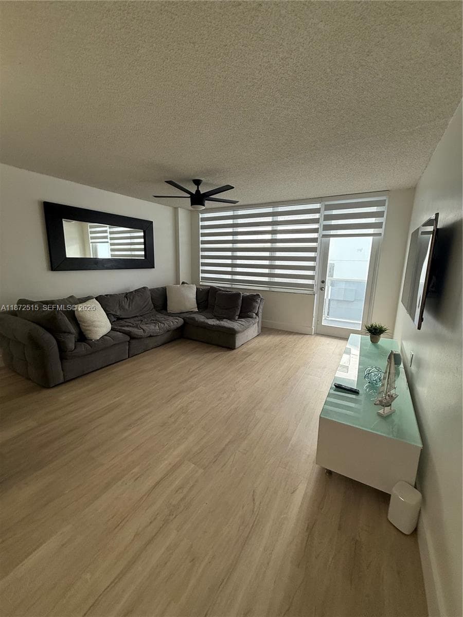 SEA AIR TOWERS CONDO · #605 in Hollywood - Photo 4