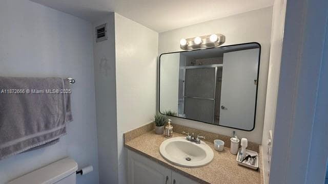 BRICKELL BISCAYNE CONDO · #3M in Miami - Photo 18
