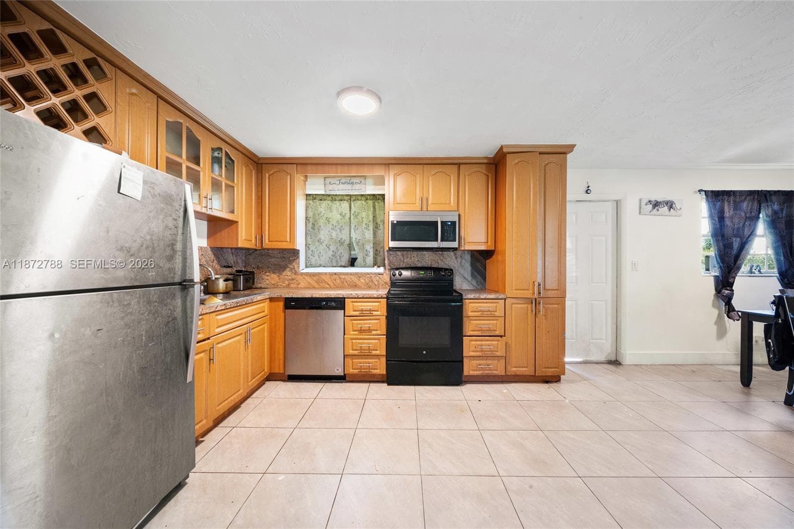 10440 SW 178th St photo 2