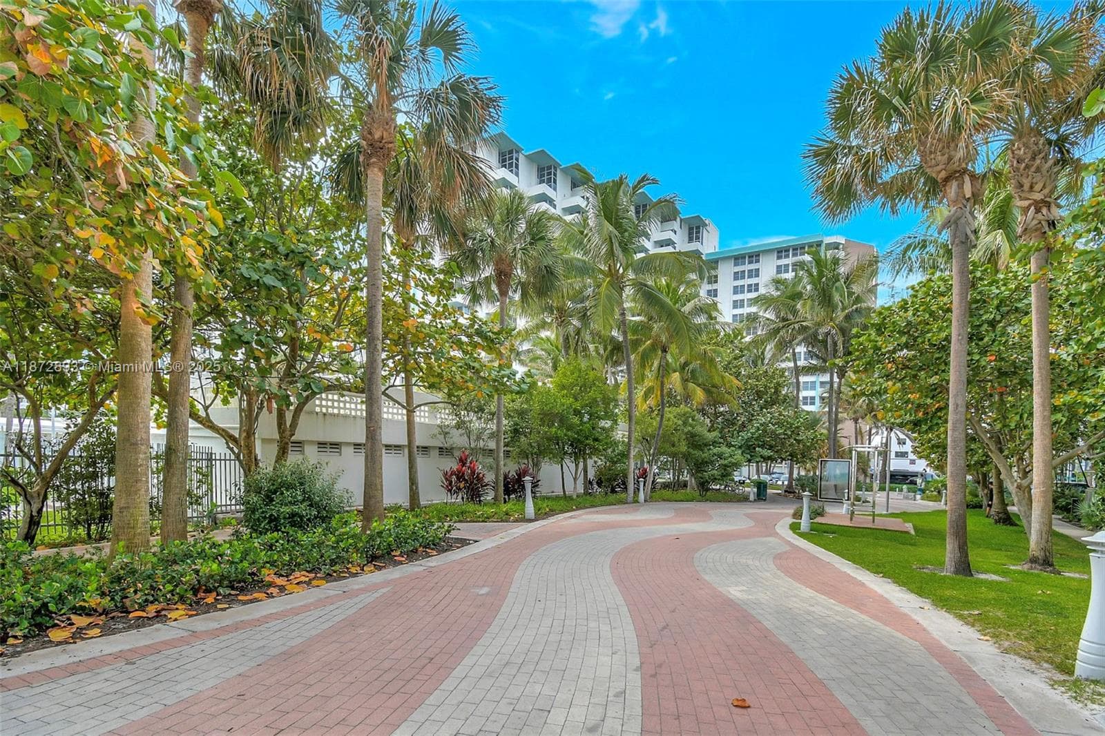 Ocean View Plaza · #501 in Miami Beach - Photo 46