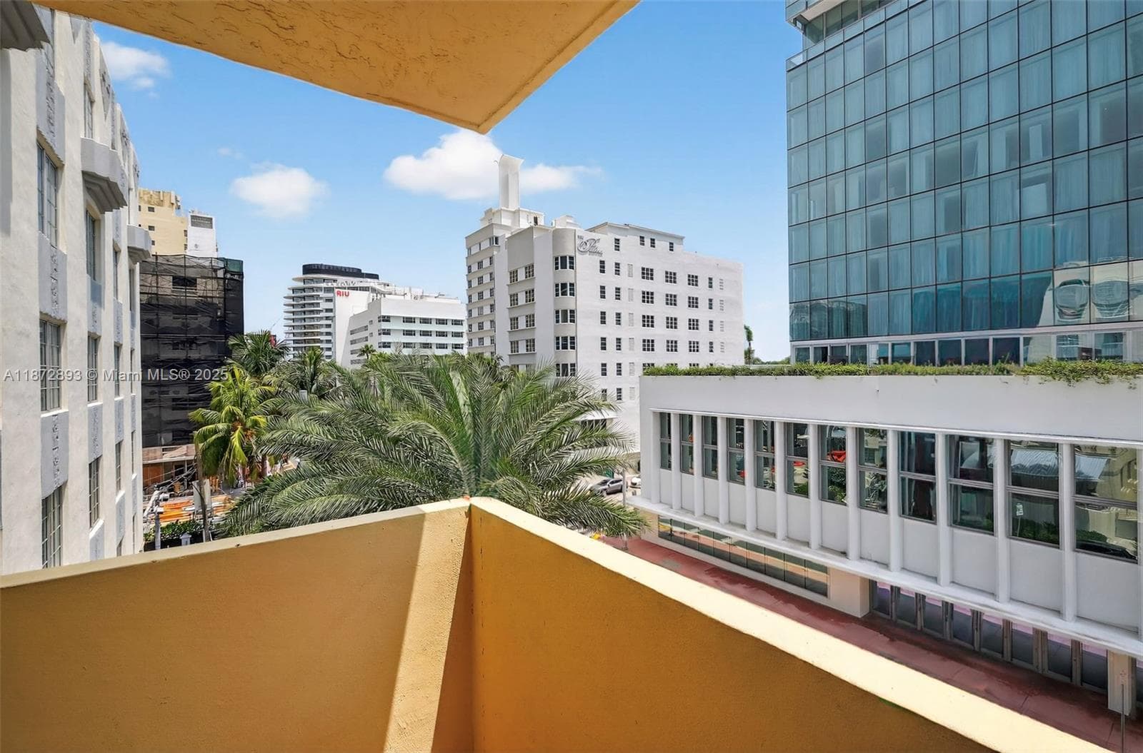 Ocean View Plaza · #501 in Miami Beach - Photo 16
