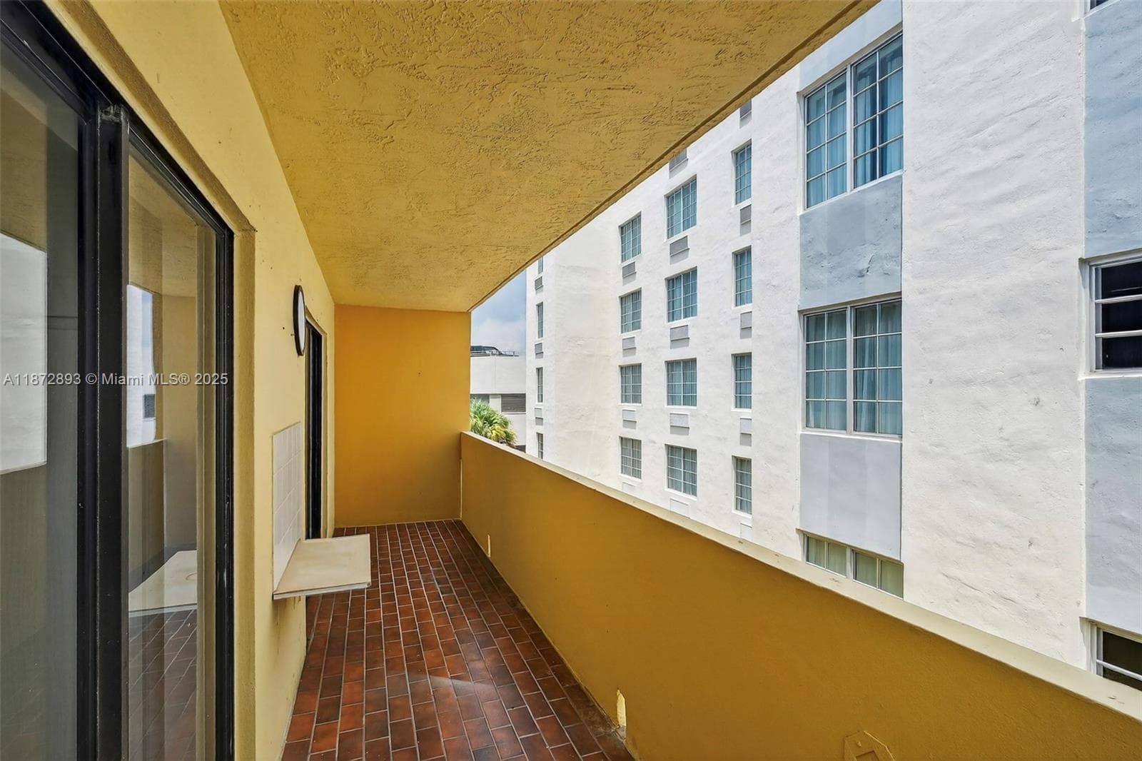 Ocean View Plaza · #501 in Miami Beach - Photo 9
