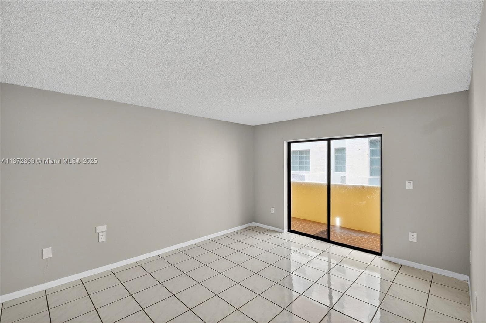 Ocean View Plaza · #501 in Miami Beach - Photo 24