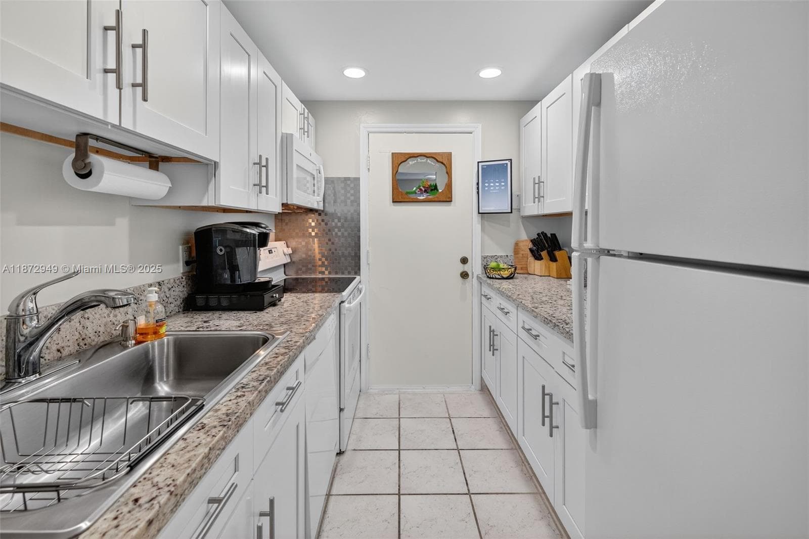 IMPERIAL POINT COLONNADES · #1806 in Fort Lauderdale - Photo 13