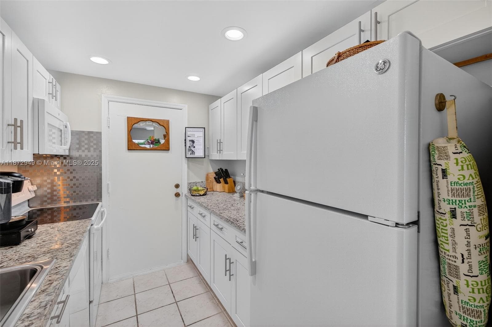 IMPERIAL POINT COLONNADES · #1806 in Fort Lauderdale - Photo 15