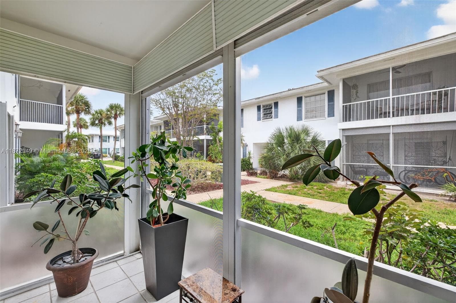 IMPERIAL POINT COLONNADES · #1806 in Fort Lauderdale - Photo 25