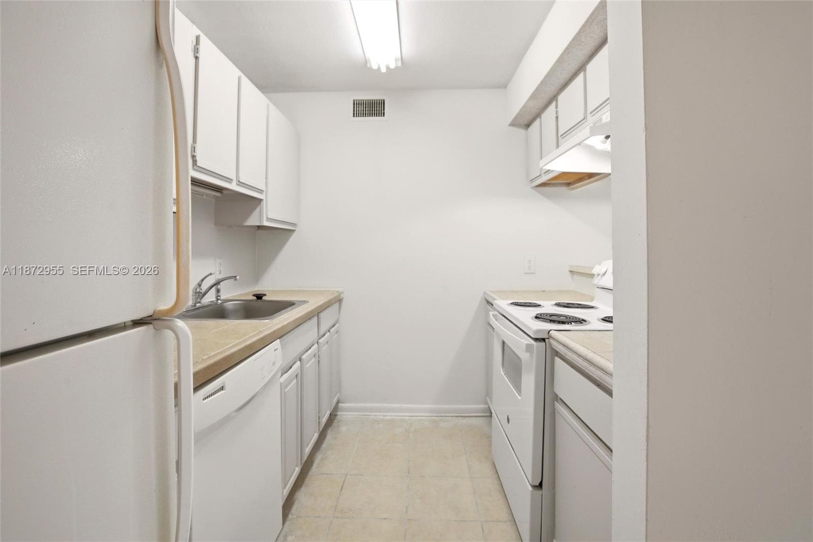 Palmaire Gardens Condo · #27 in Pompano Beach - Photo 10