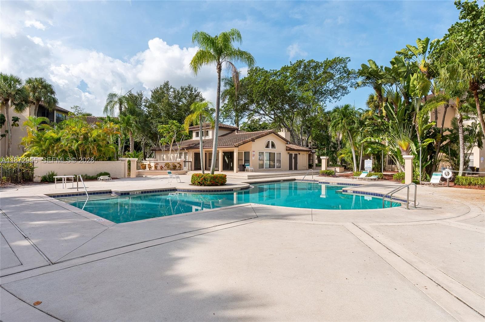Palmaire Gardens Condo · #27 in Pompano Beach - Photo 4