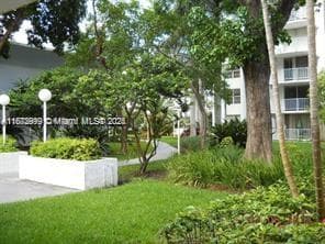 MONTECARLO CONDO · #C-510 in Miami - Photo 8