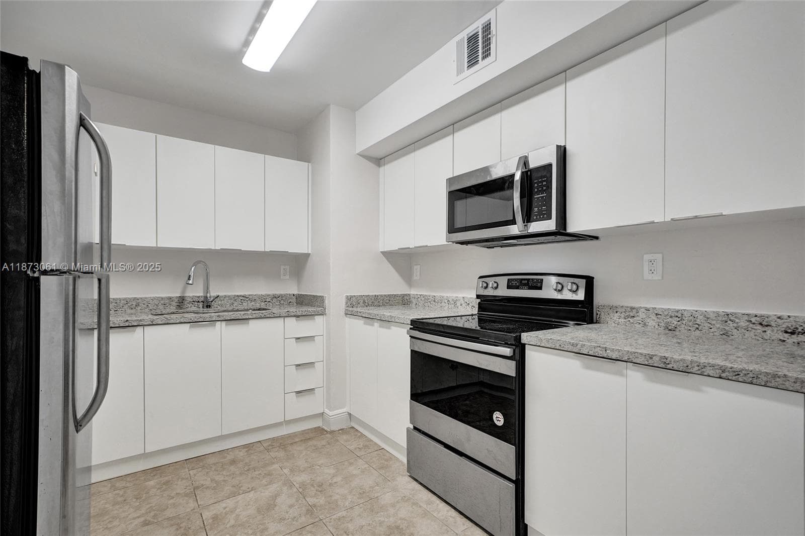 REV LAKE VIEW ESTATES UNI · #204 in Miami - Photo 6