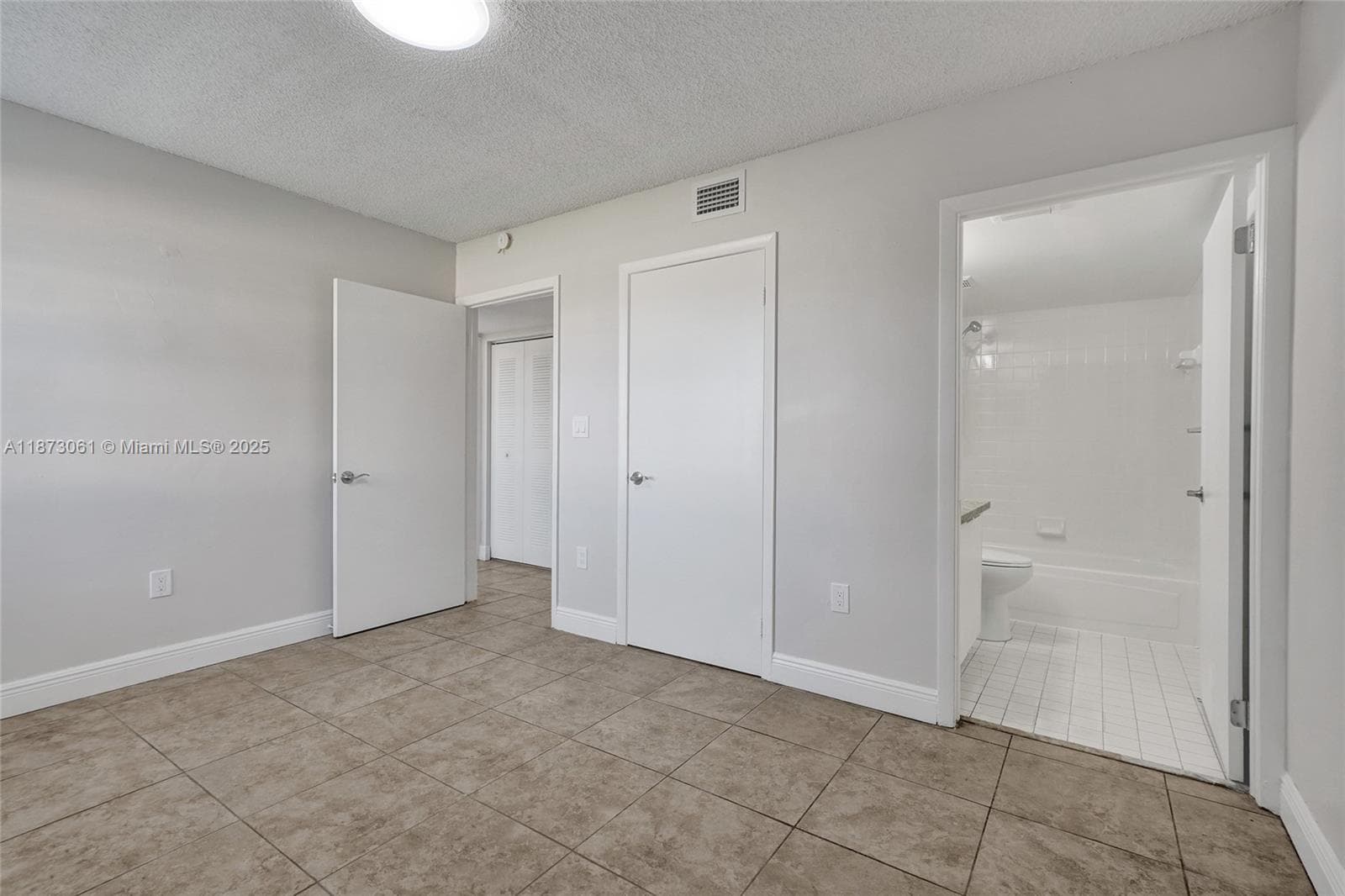 REV LAKE VIEW ESTATES UNI · #204 in Miami - Photo 9