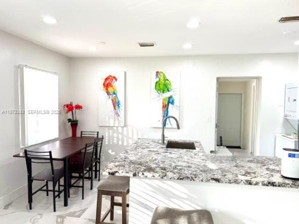 1050 NW 25th Way photo 1