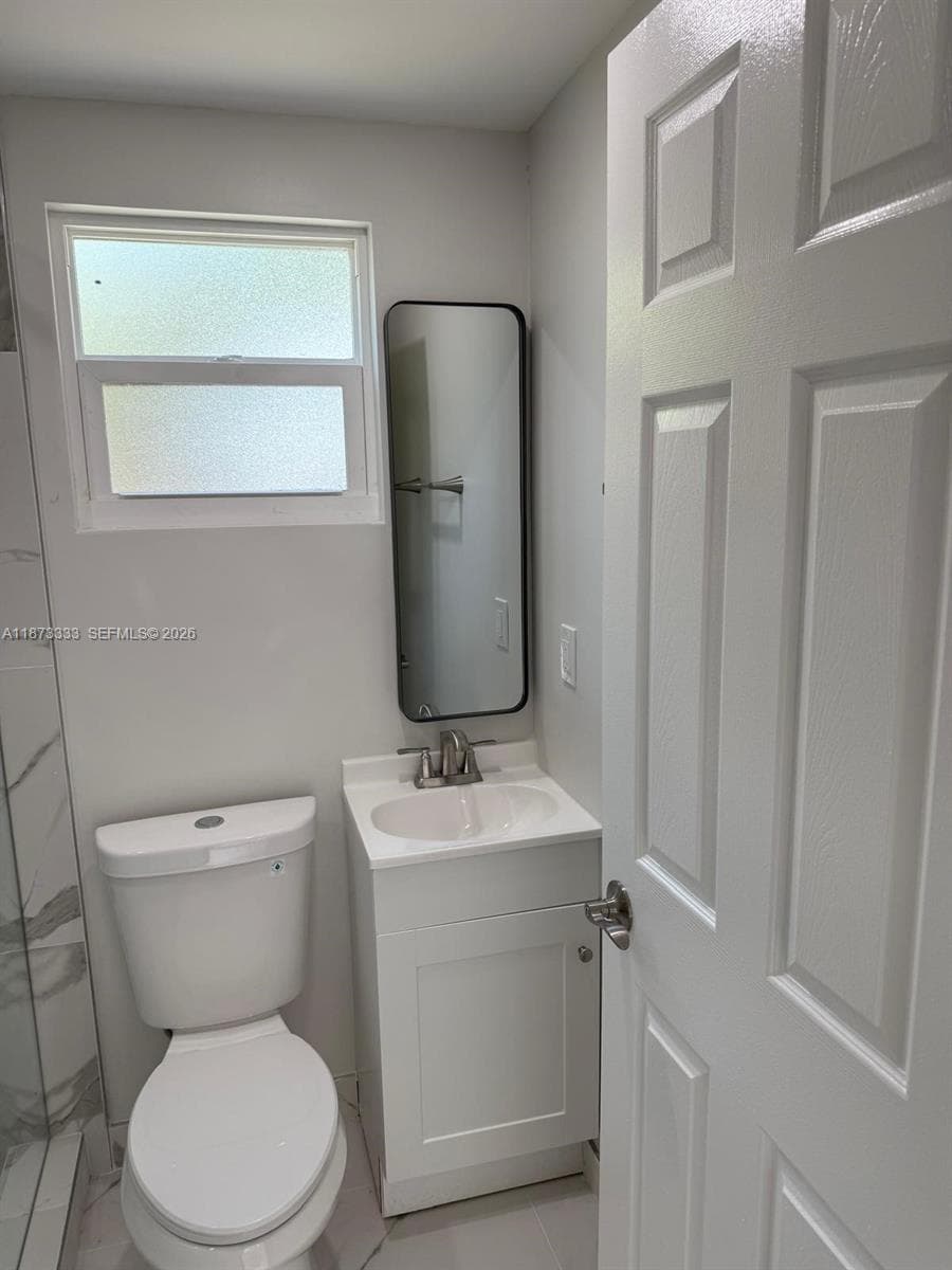 Efficiency kitchenette