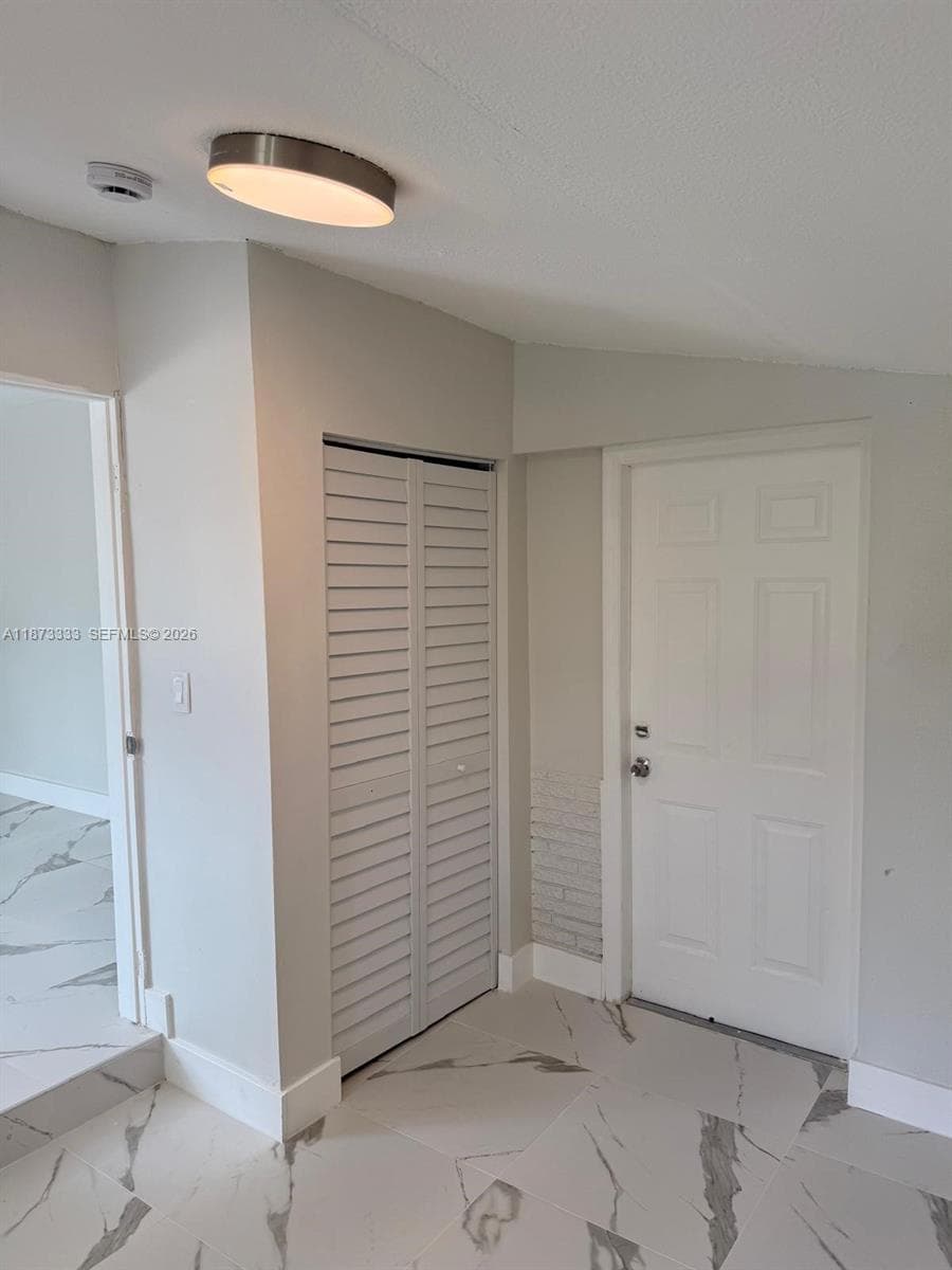 1050 NW 25th Way photo 14