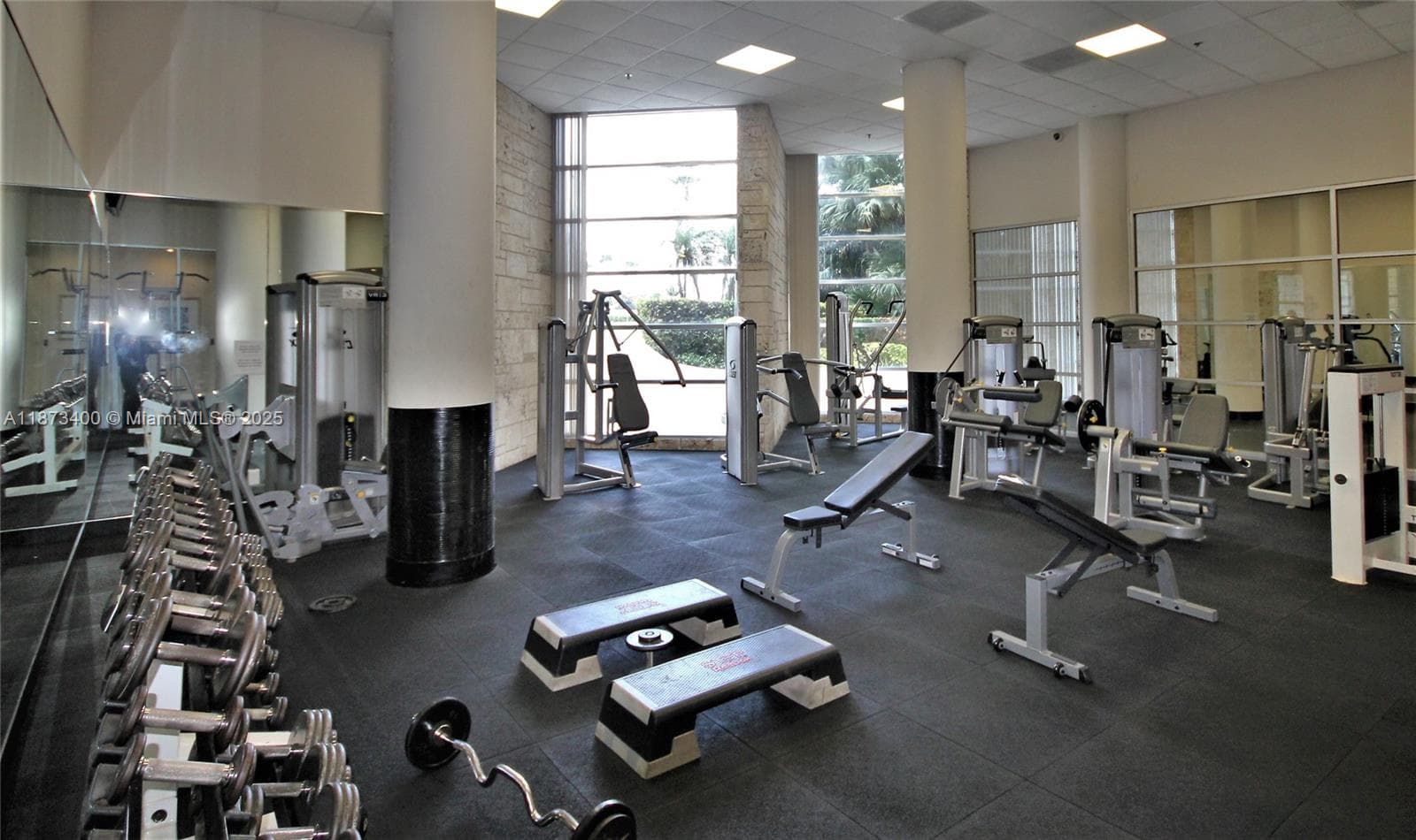 Seacoast 5151 · #1226 in Miami Beach - Photo 56