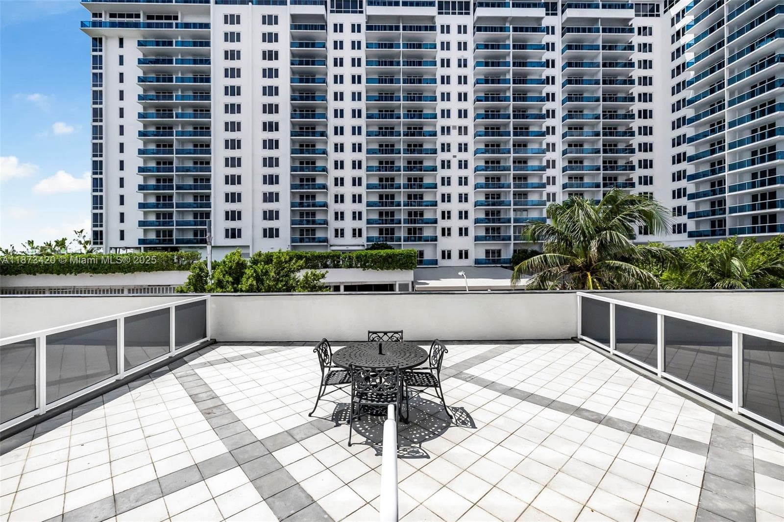 THE RIVIERA CONDO · #404 in Miami Beach - Photo 22