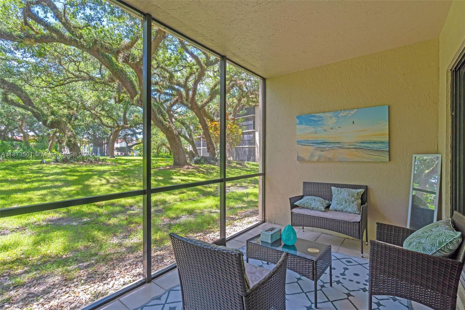 SUMMERTREE VILG CALIF CL · #103-1 in Miami - Photo 20