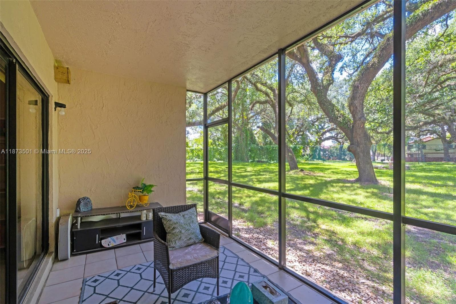 SUMMERTREE VILG CALIF CL · #103-1 in Miami - Photo 21