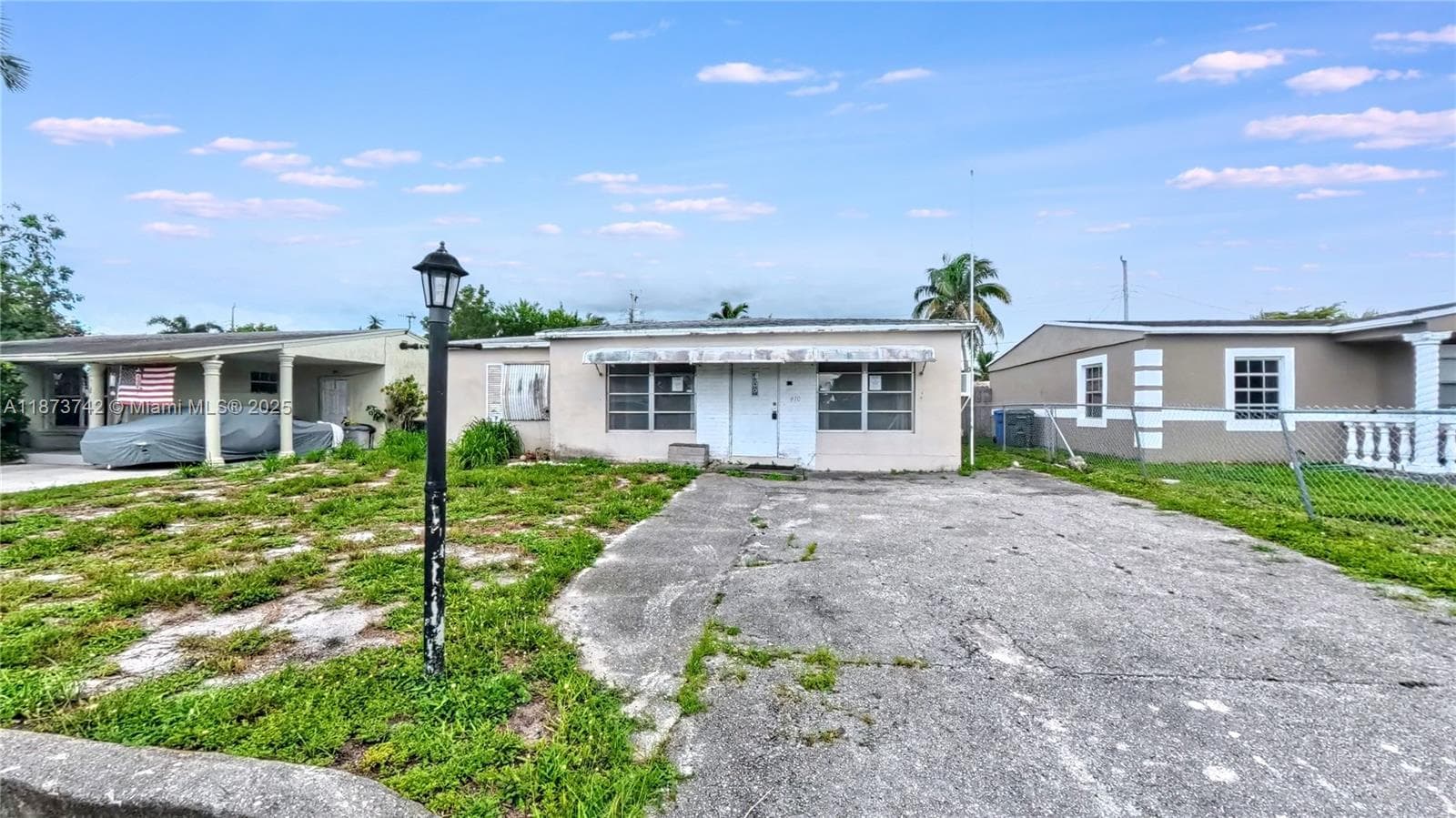 410 NW 52 St photo 1