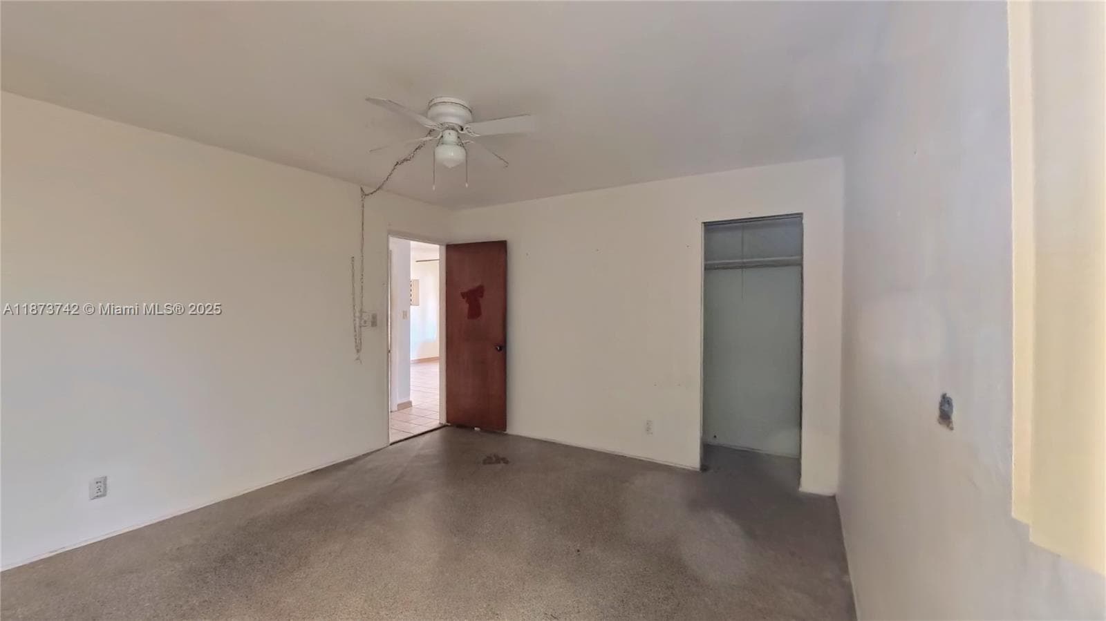410 NW 52 St photo 15