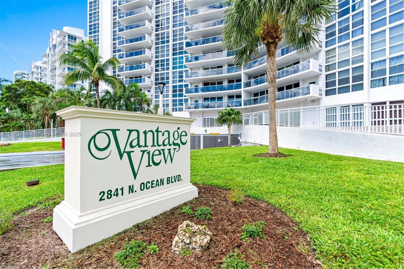 Vantage View · #702 in Fort Lauderdale - Photo 48