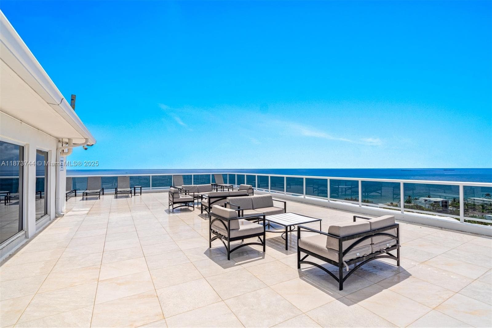 Vantage View · #702 in Fort Lauderdale - Photo 34