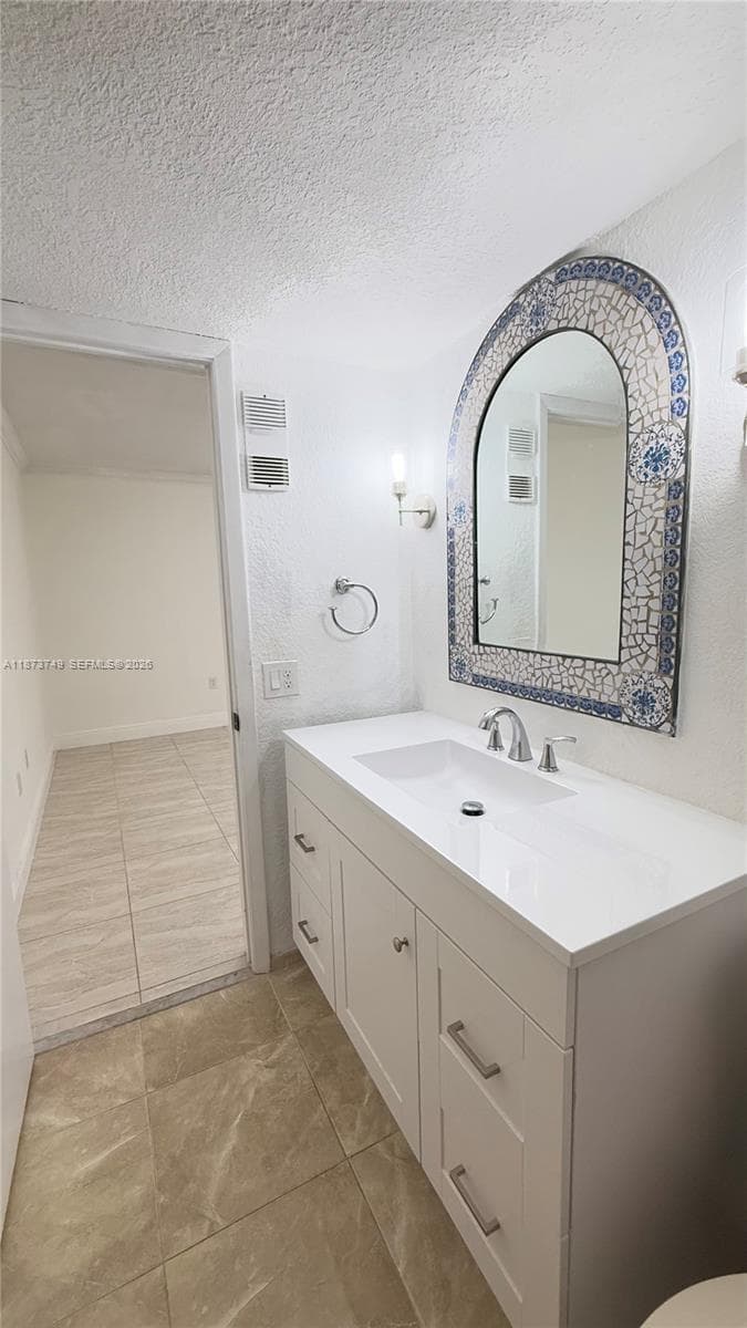 Cypress Village Condo · #Q8 in Miami Lakes - Photo 25
