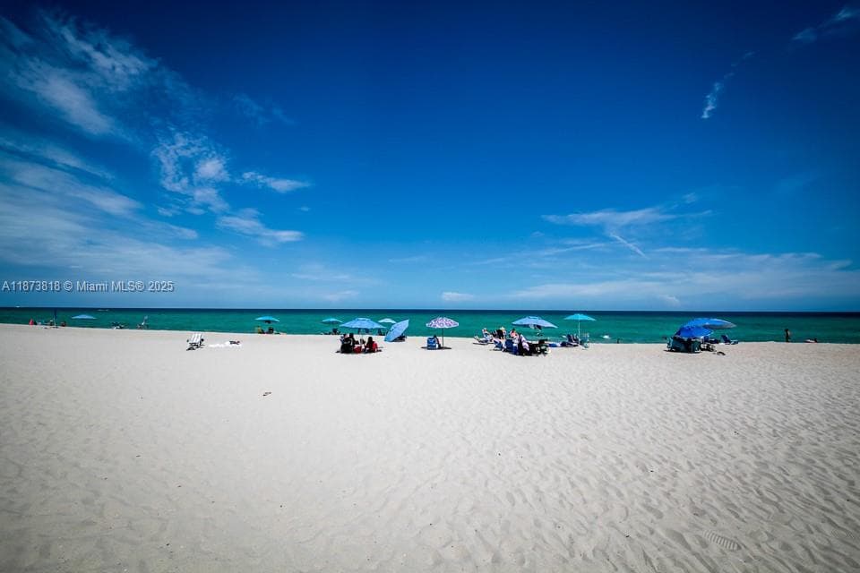 TIDES ON HOLLYWOOD BEACH · #5A in Hollywood - Photo 7