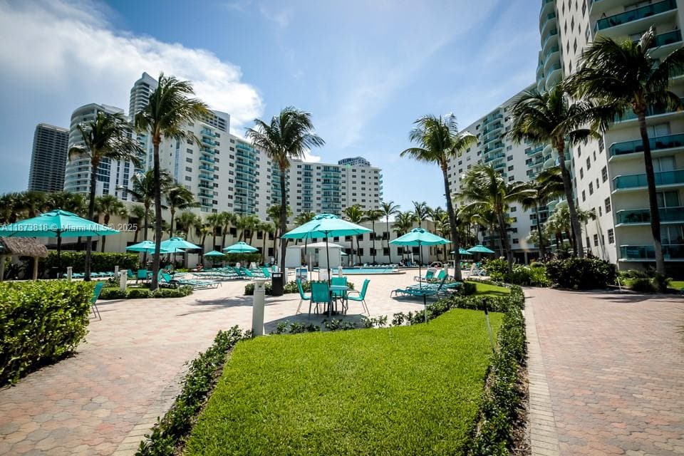 TIDES ON HOLLYWOOD BEACH · #5A in Hollywood - Photo 11