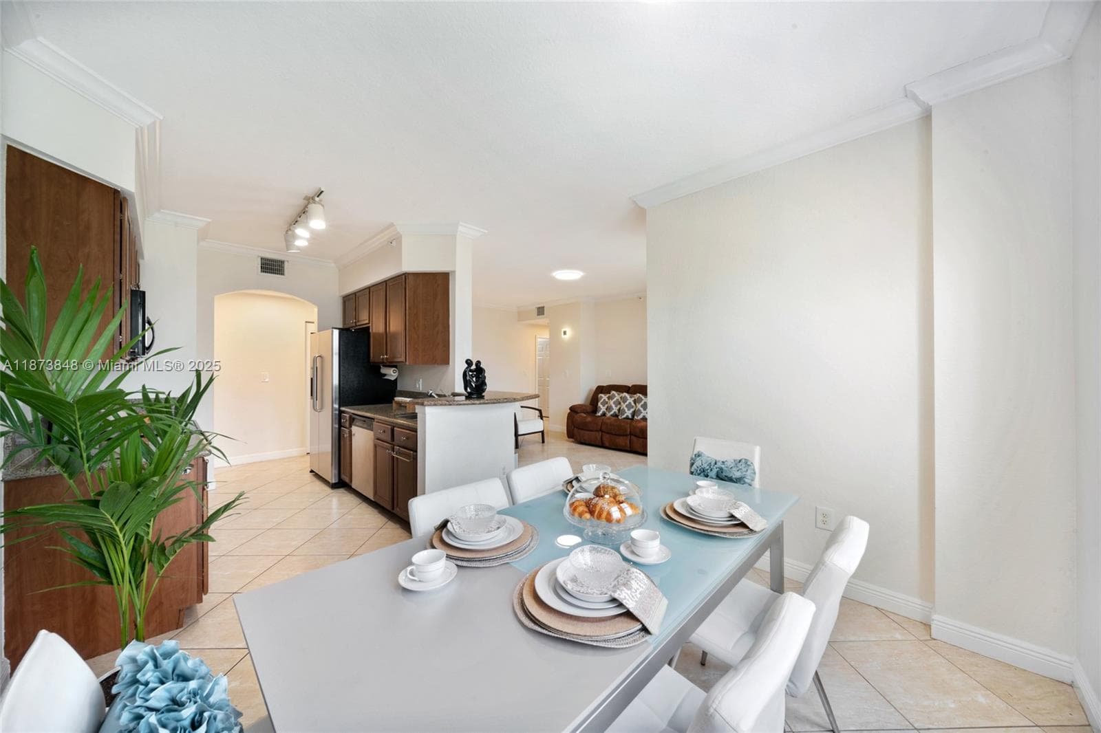 THE GRANDE CONDO · #310 in Miami - Photo 13
