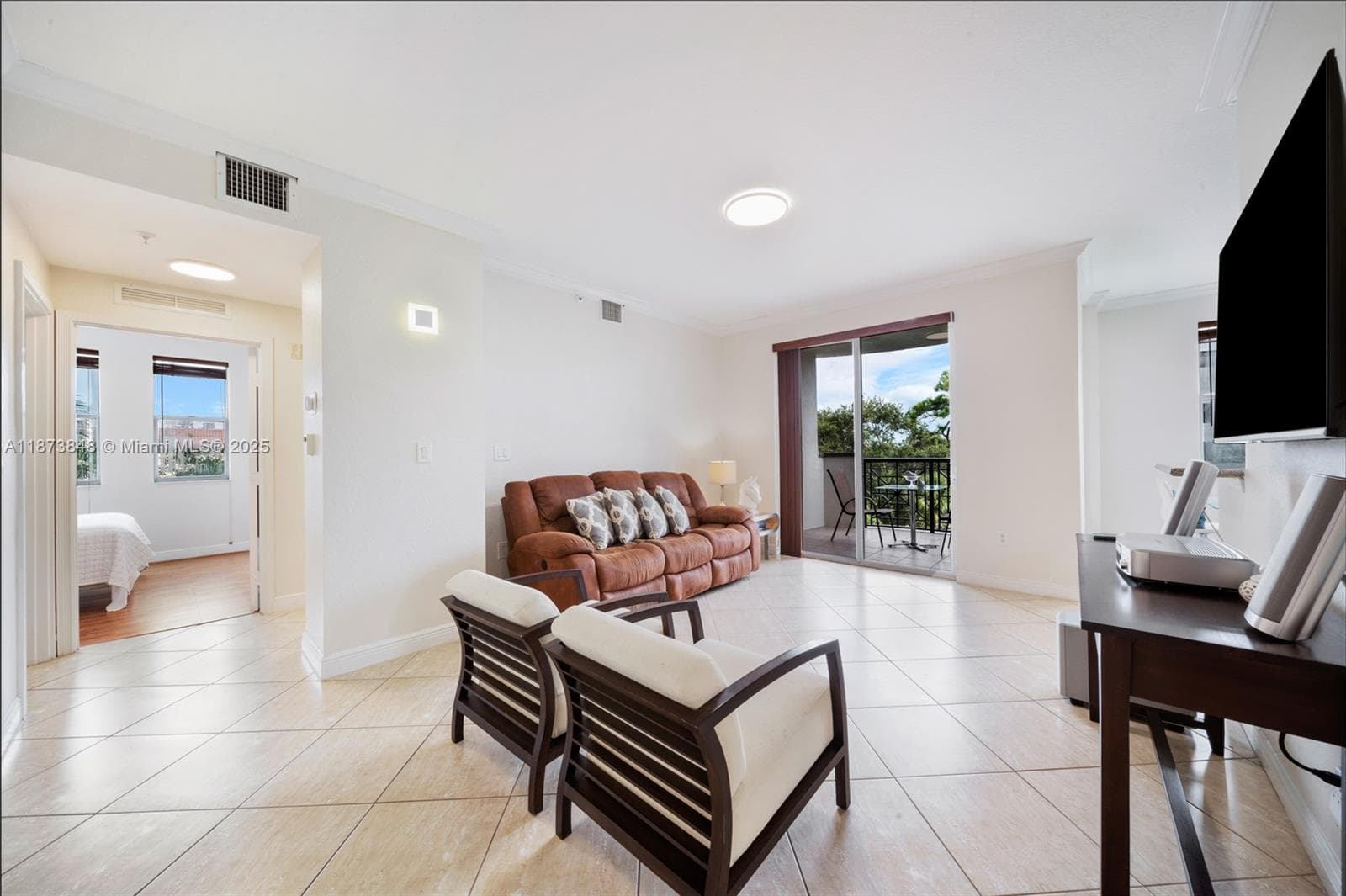 THE GRANDE CONDO · #310 in Miami - Photo 10