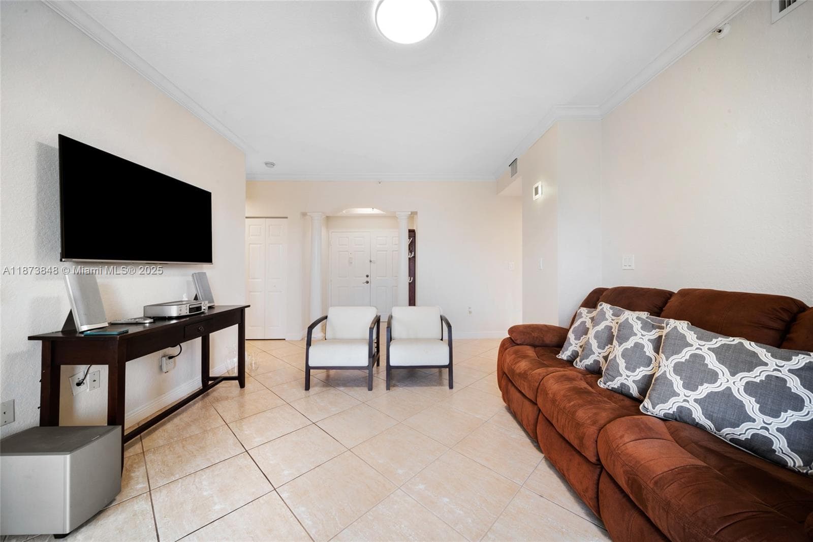 THE GRANDE CONDO · #310 in Miami - Photo 8