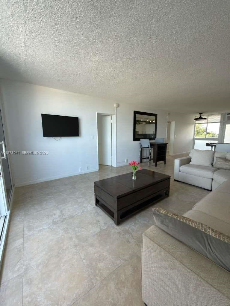 1200 CLUB CONDO · #605 in Fort Lauderdale - Photo 5