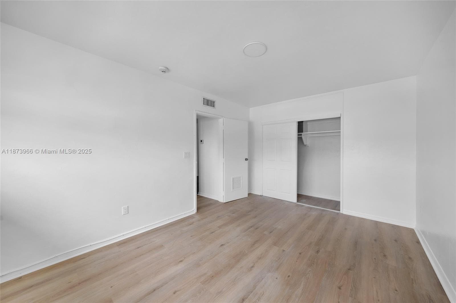 Ambassador Place · #404 in Bay Harbor Islands - Photo 16