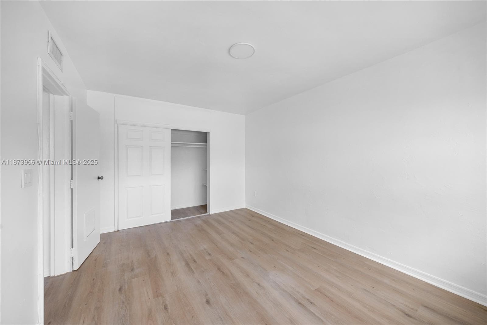 Ambassador Place · #404 in Bay Harbor Islands - Photo 21