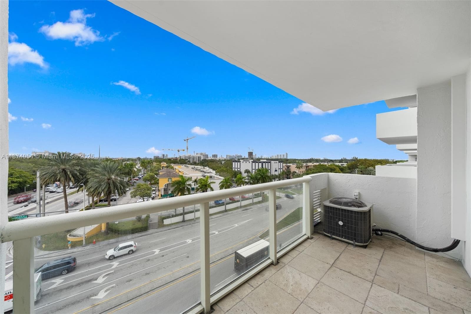 SAILBOAT CAY CONDO · #503 in North Miami - Photo 2