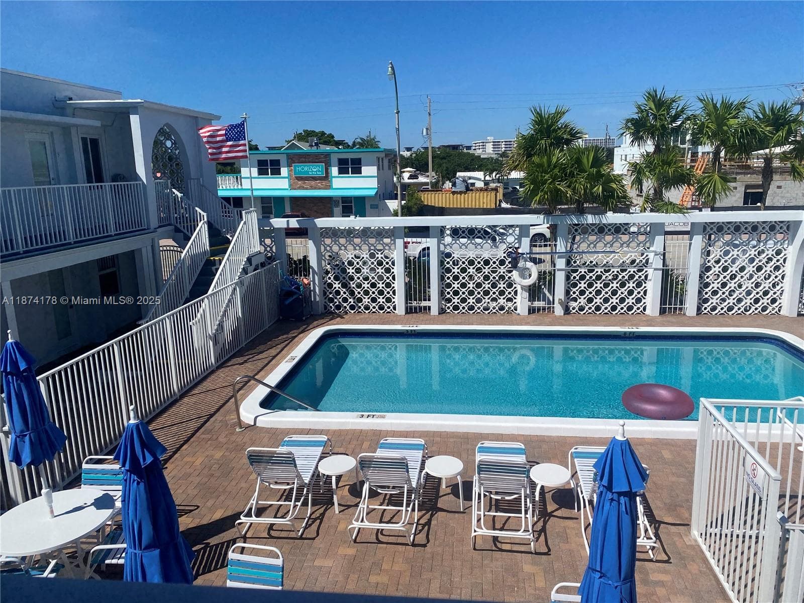 FRENCH LEAVE WEST CONDO · #11 in Lauderdale By The Sea - Photo 3