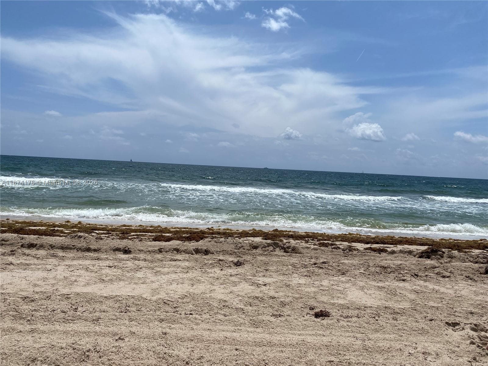 FRENCH LEAVE WEST CONDO · #11 in Lauderdale By The Sea - Photo 4