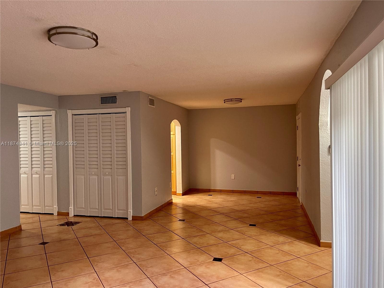 Kingston Square Condo · #T4 in Miami - Photo 11