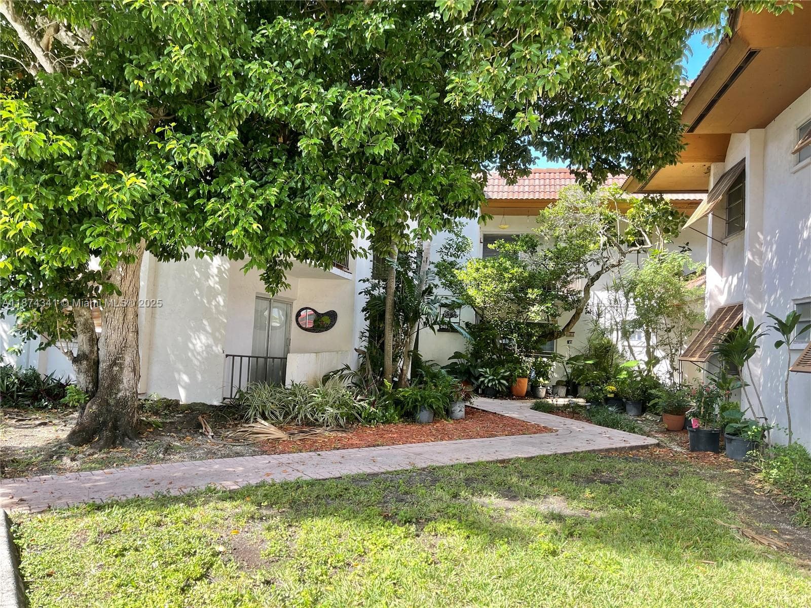 Kingston Square Condo · #T4 in Miami - Photo 4