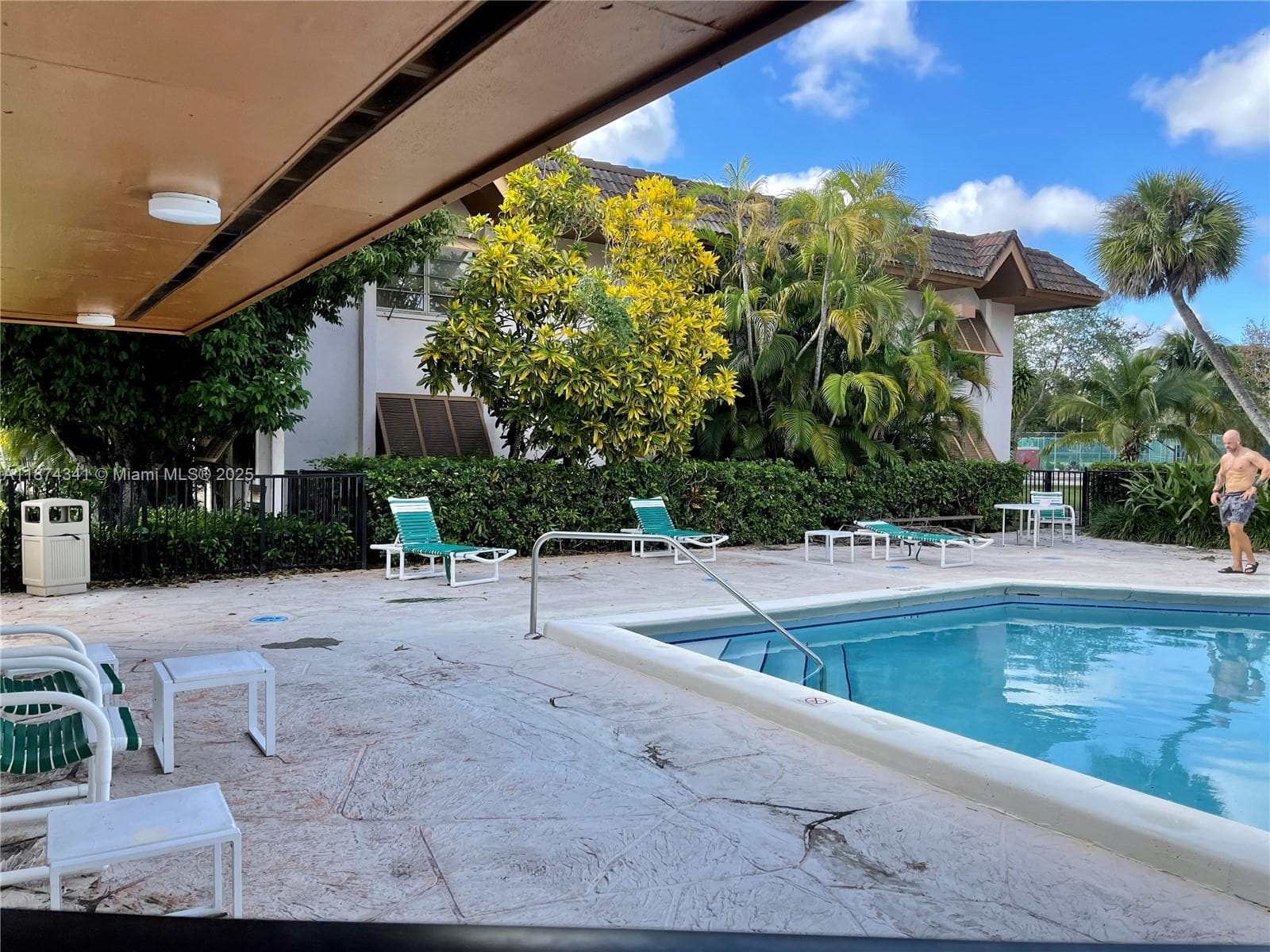 Kingston Square Condo · #T4 in Miami - Photo 8