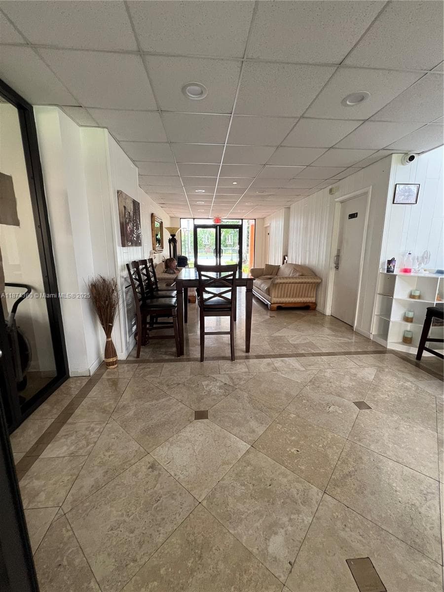KEYSTONE COURTS CONDO · #E101 in Miami - Photo 17
