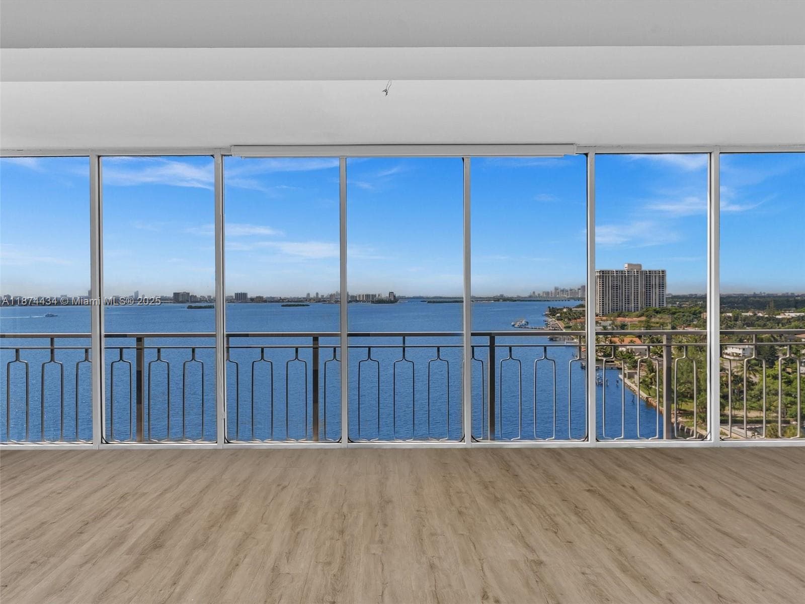 JOCKEY CLUB CONDO · #14G in Miami - Photo 7