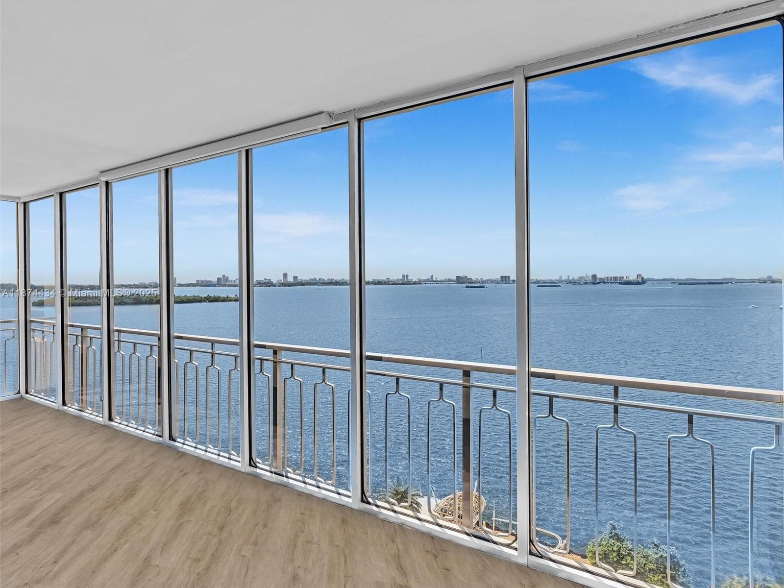 JOCKEY CLUB CONDO · #14G in Miami - Photo 8