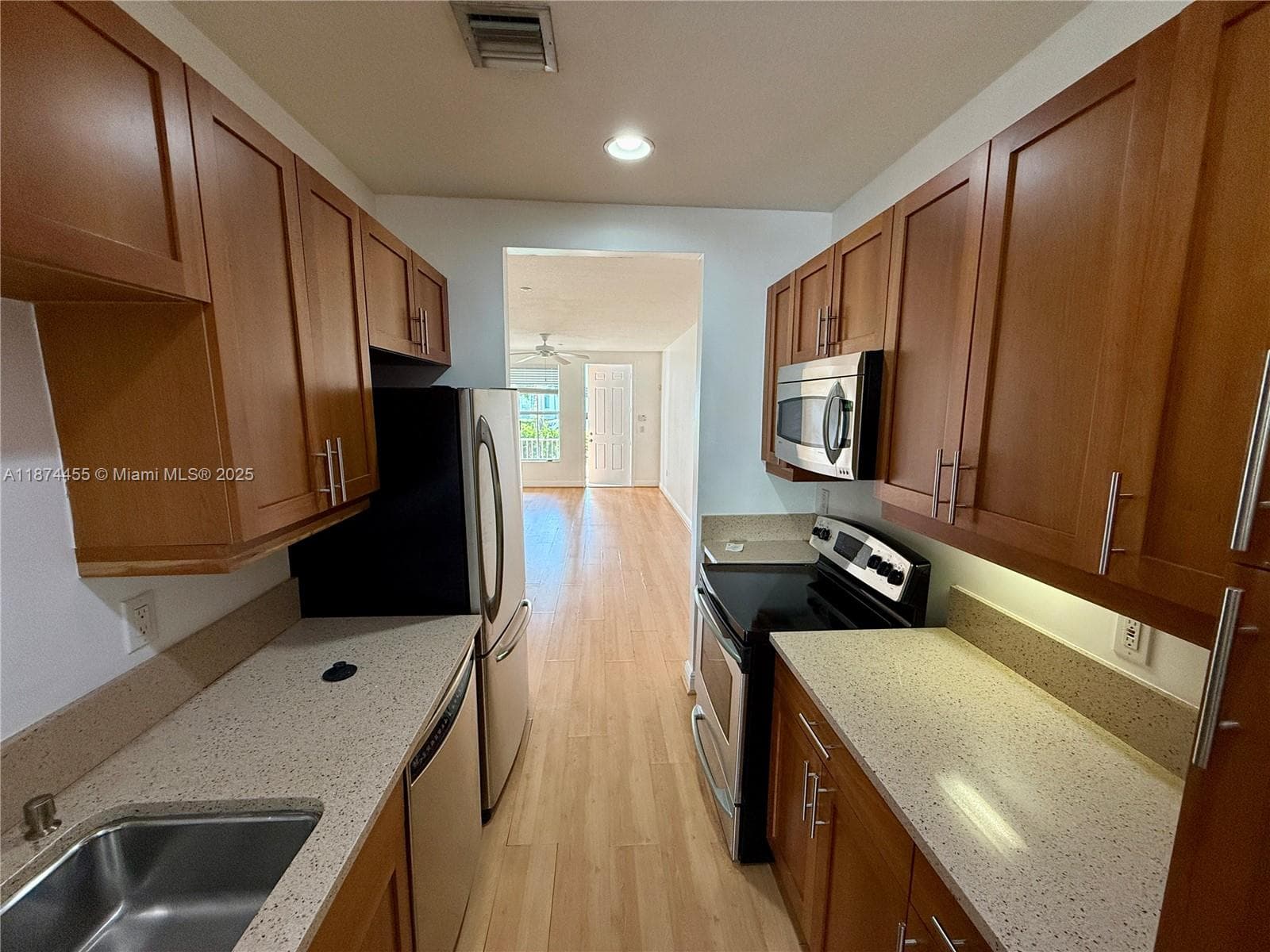 VILLAGE AT SAILBOAT BEND · #323 in Fort Lauderdale - Photo 5