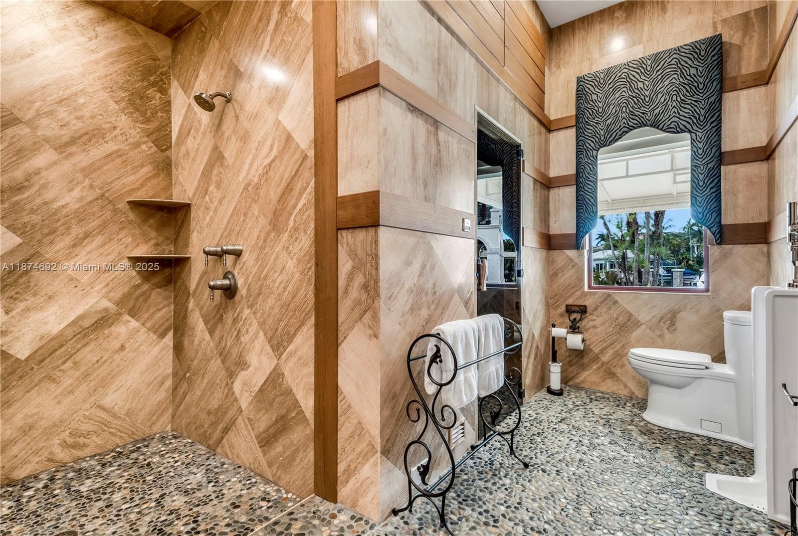 700 Osprey Point Cir photo 42