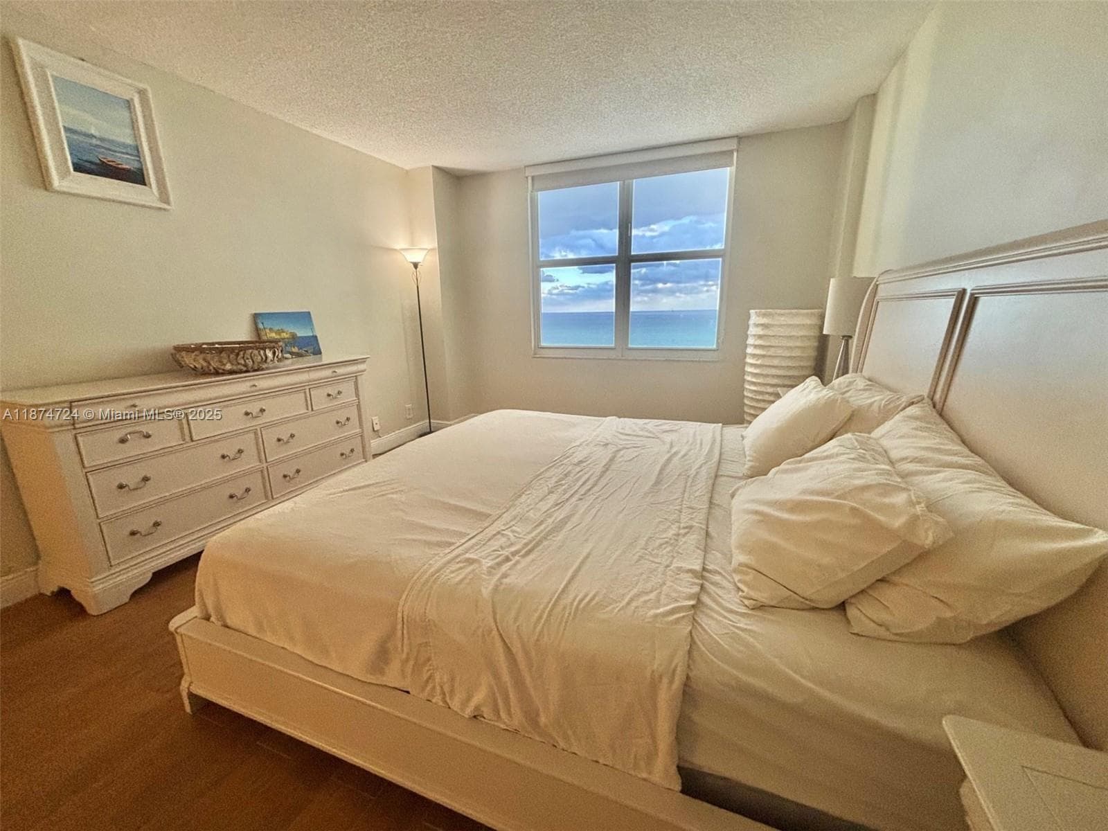 SEA AIR TOWERS CONDO · #1410 in Hollywood - Photo 13