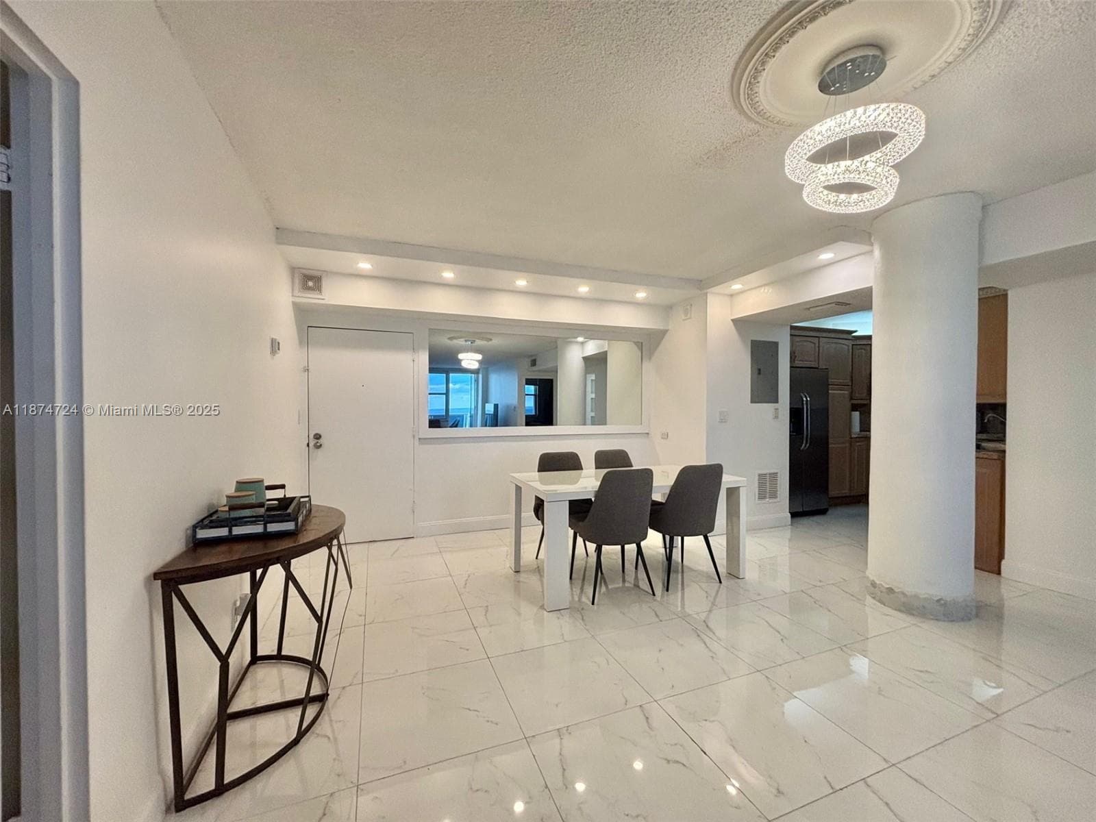 SEA AIR TOWERS CONDO · #1410 in Hollywood - Photo 5