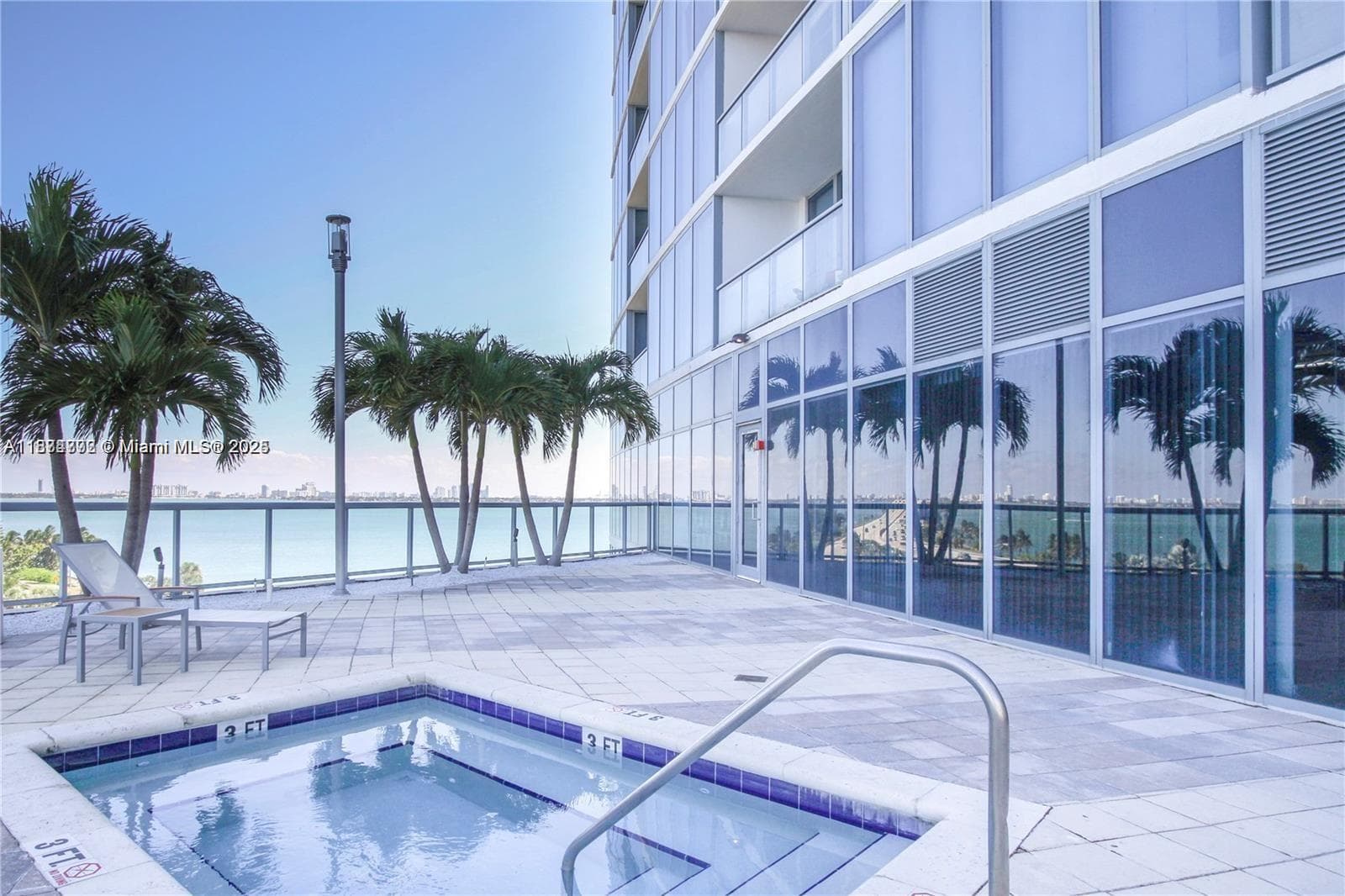 Blue Condominium · #806 in Miami - Photo 7